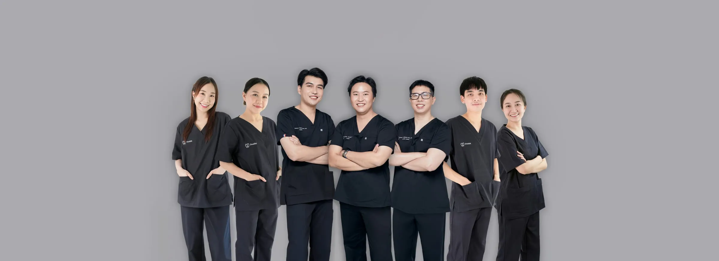 ทีมทันตแพทย์ Prime Dental Clinic